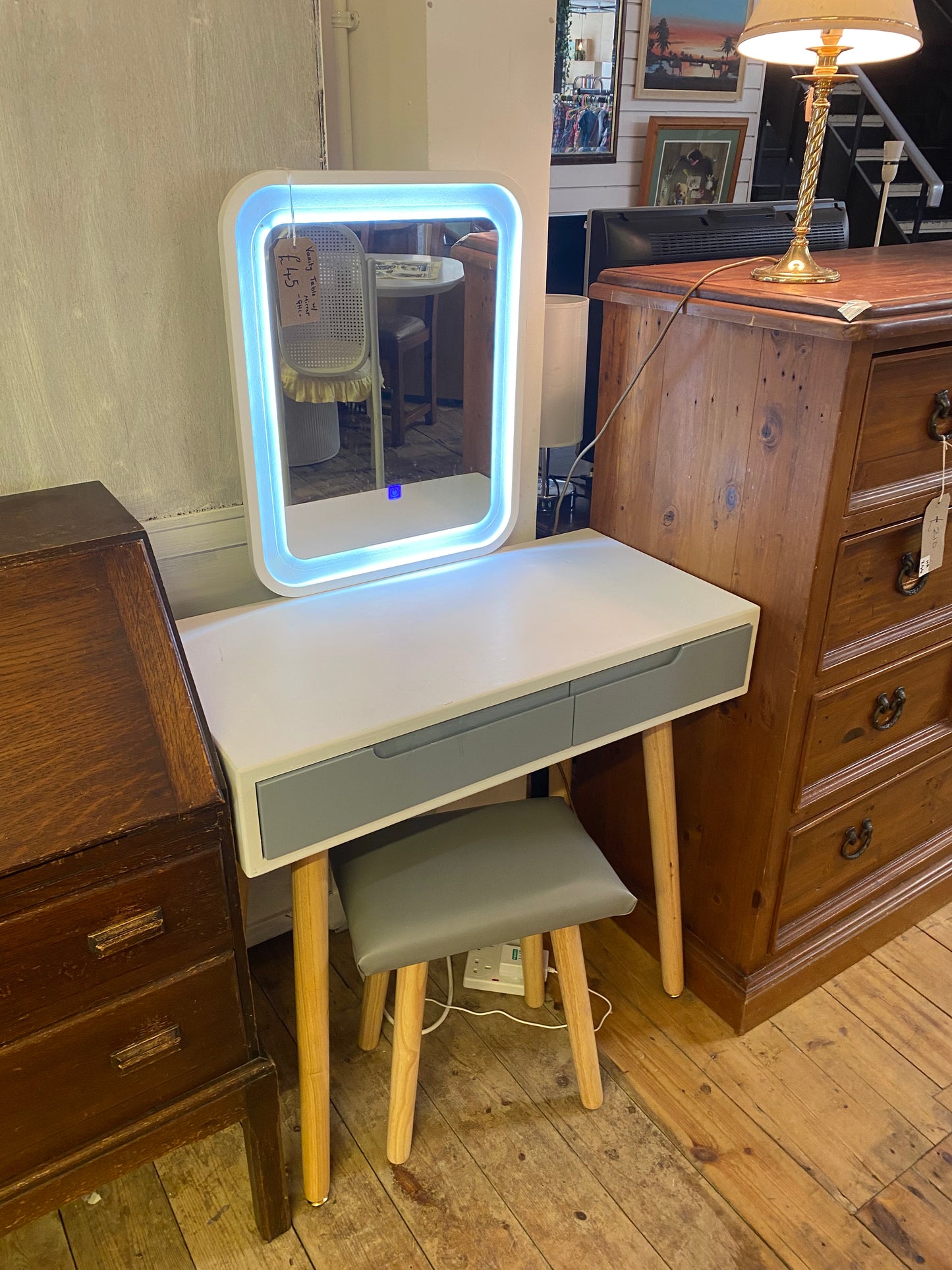 Vanity + Stool GHC