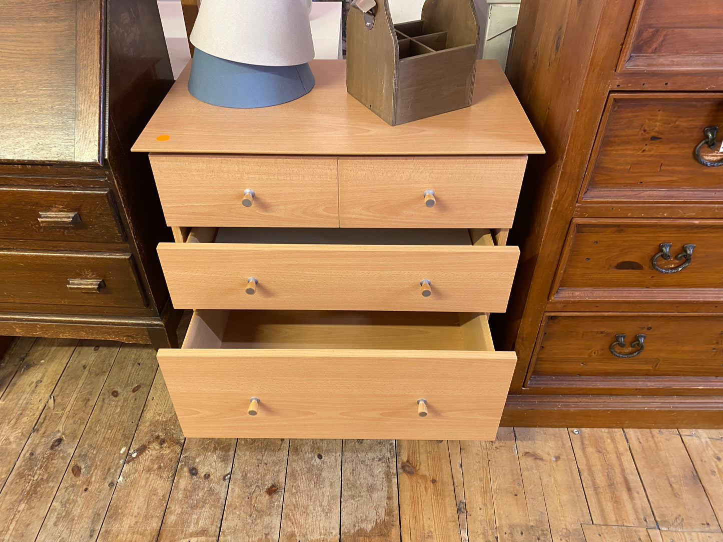 Chest of Drawers -GHC-