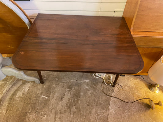 Pembroke Dropleaf Table