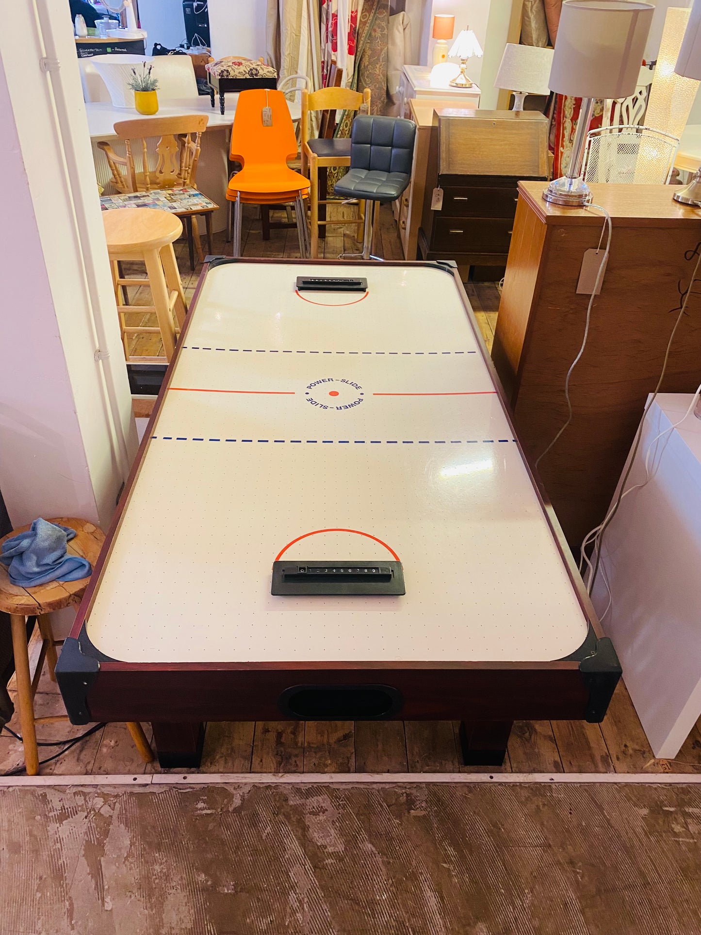 Air Hockey Table