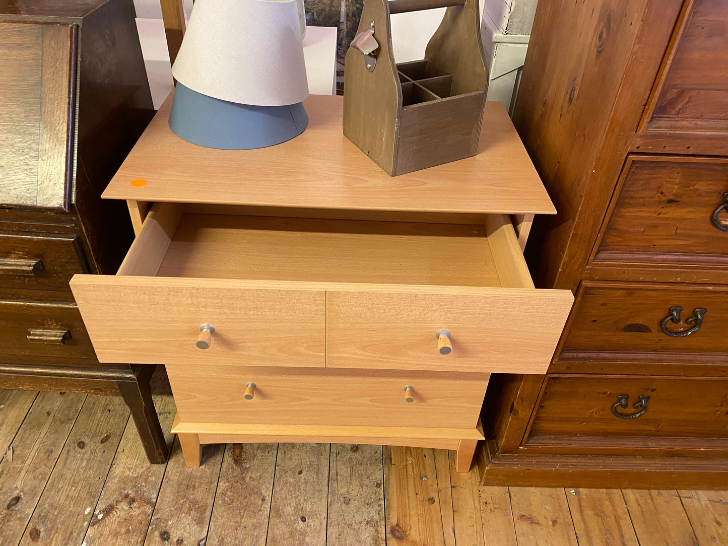 Chest of Drawers -GHC-