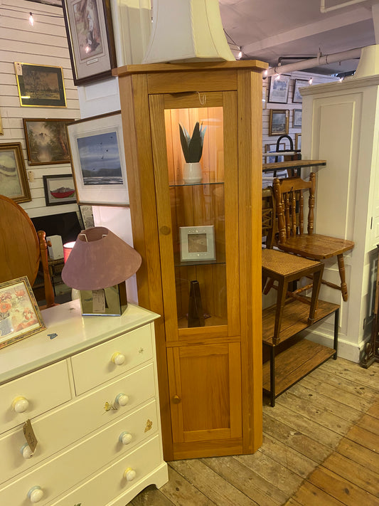 GHC - Display Corner Cabinet
