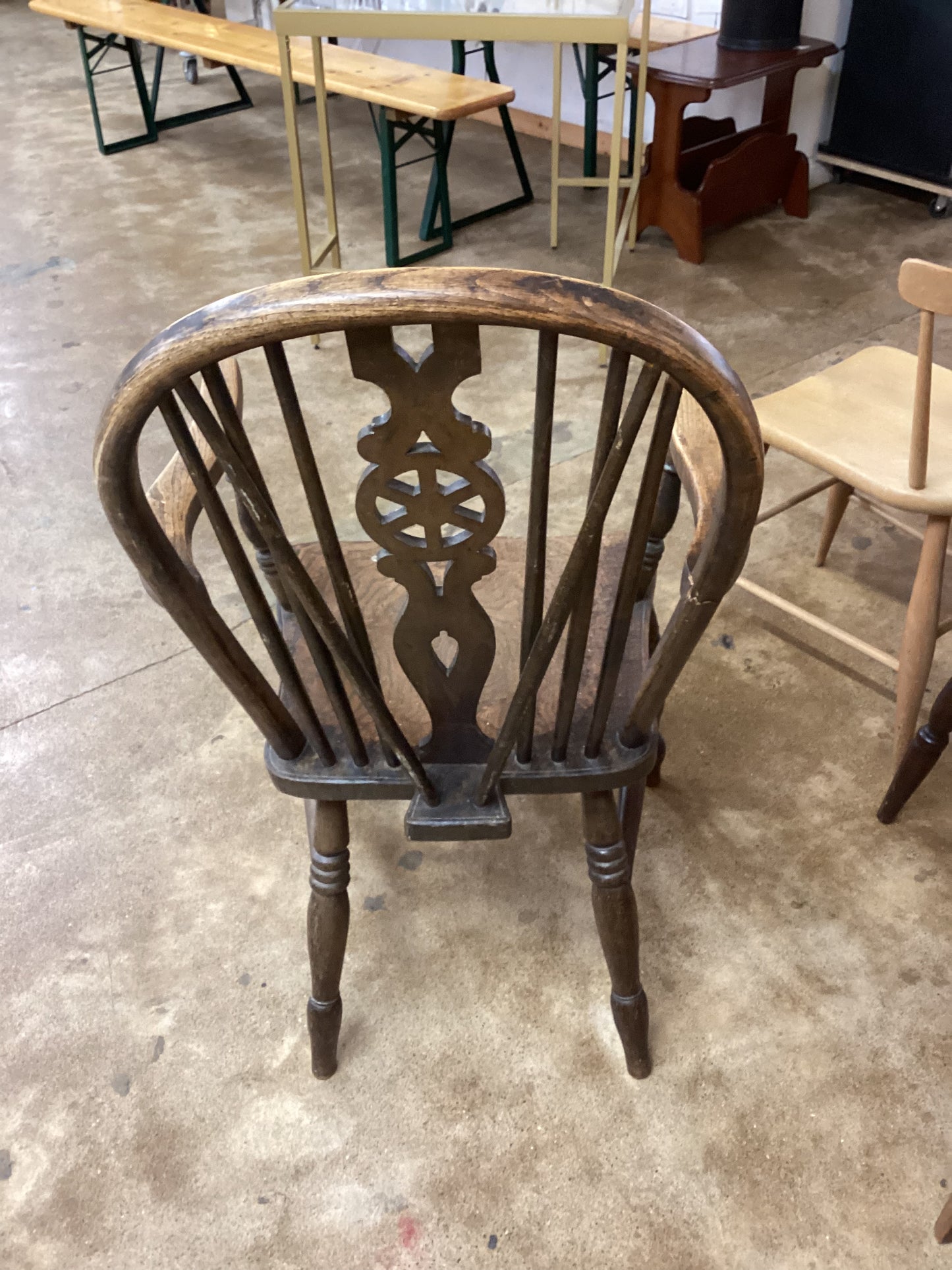 Wheelback Dining chair -GHC-