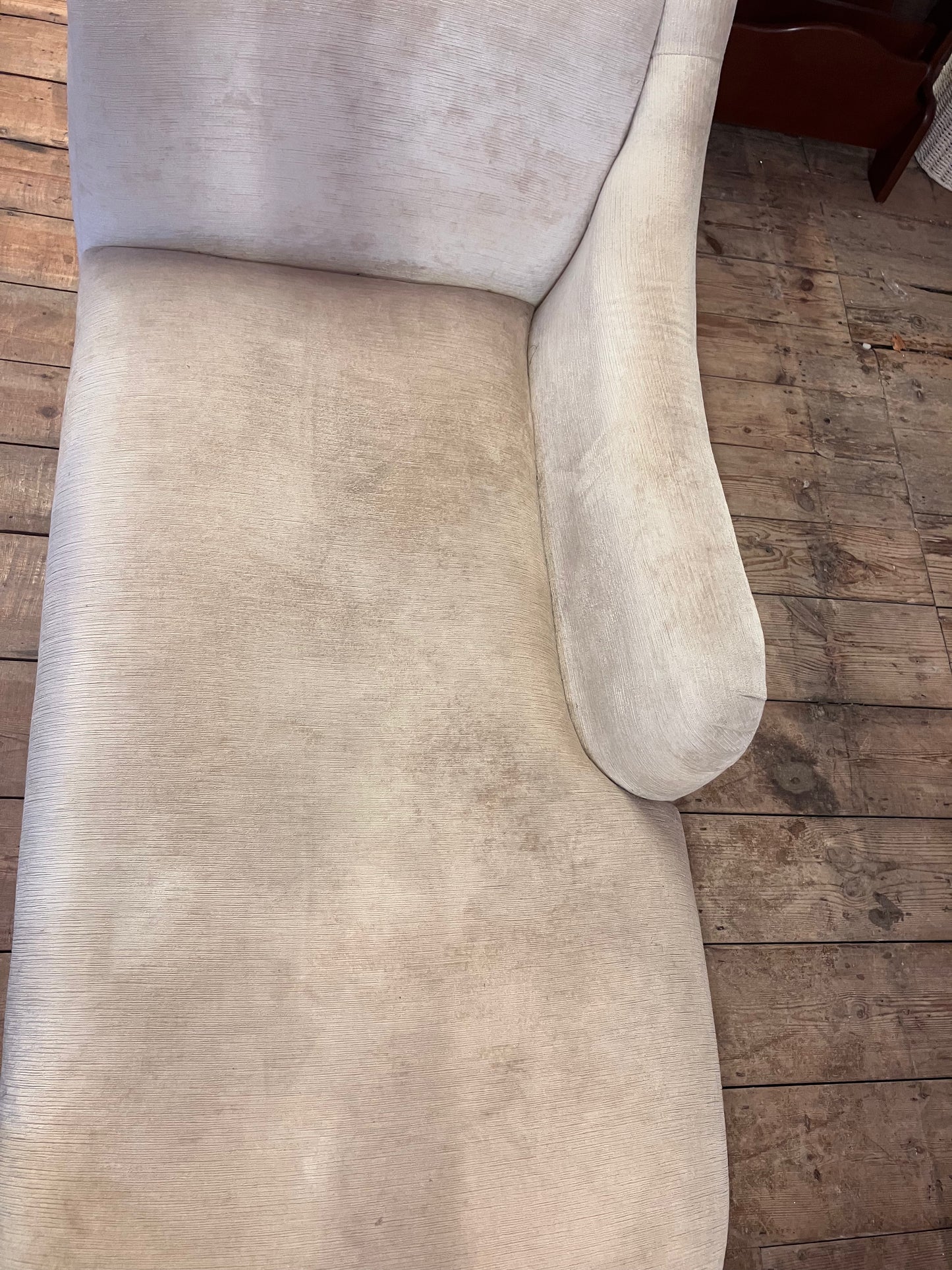 Cream Chaise Longue